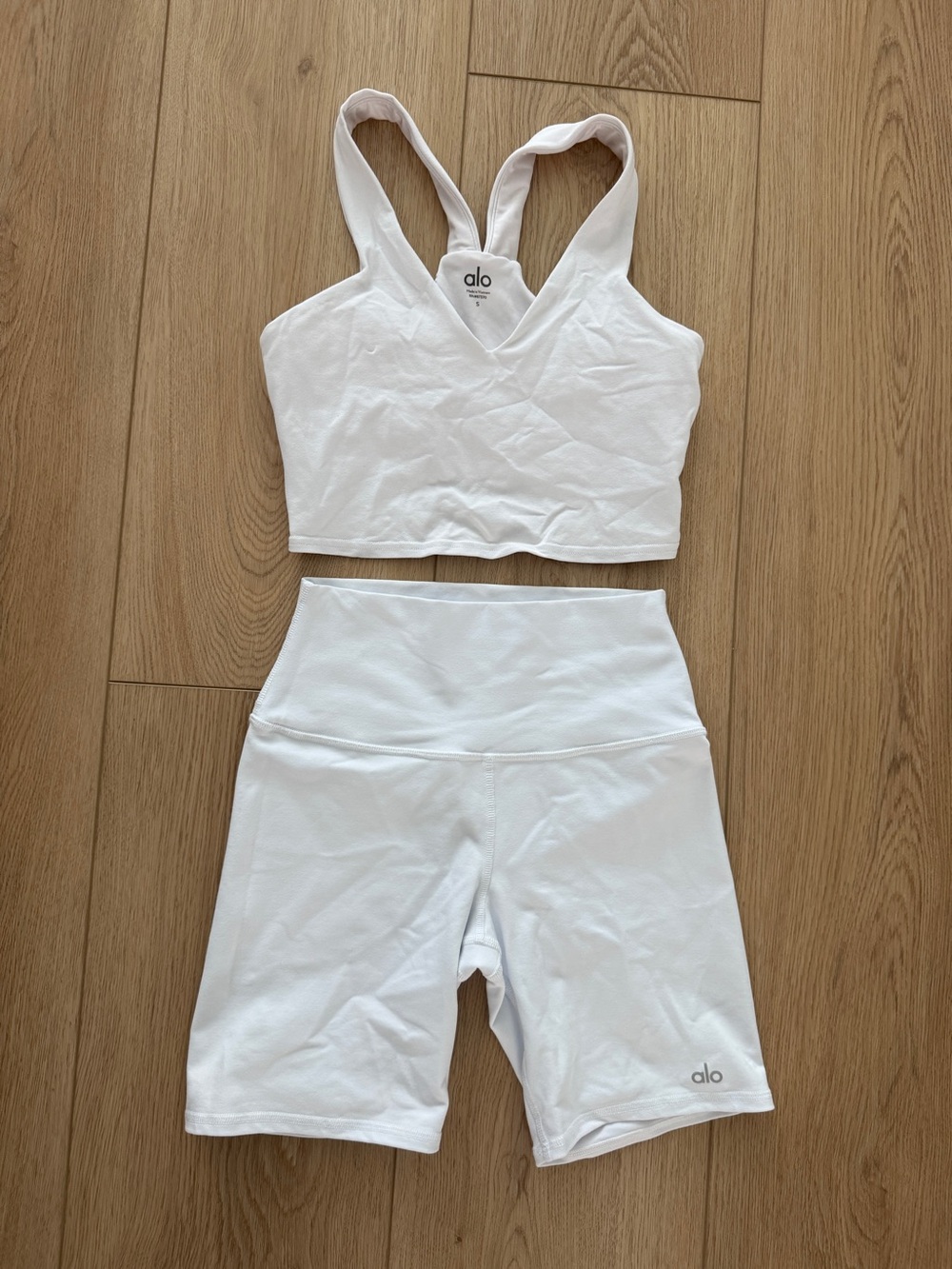 ALO Airbrush Real Bra Tank and 5" Airbrush High-Waist Biker Short Set